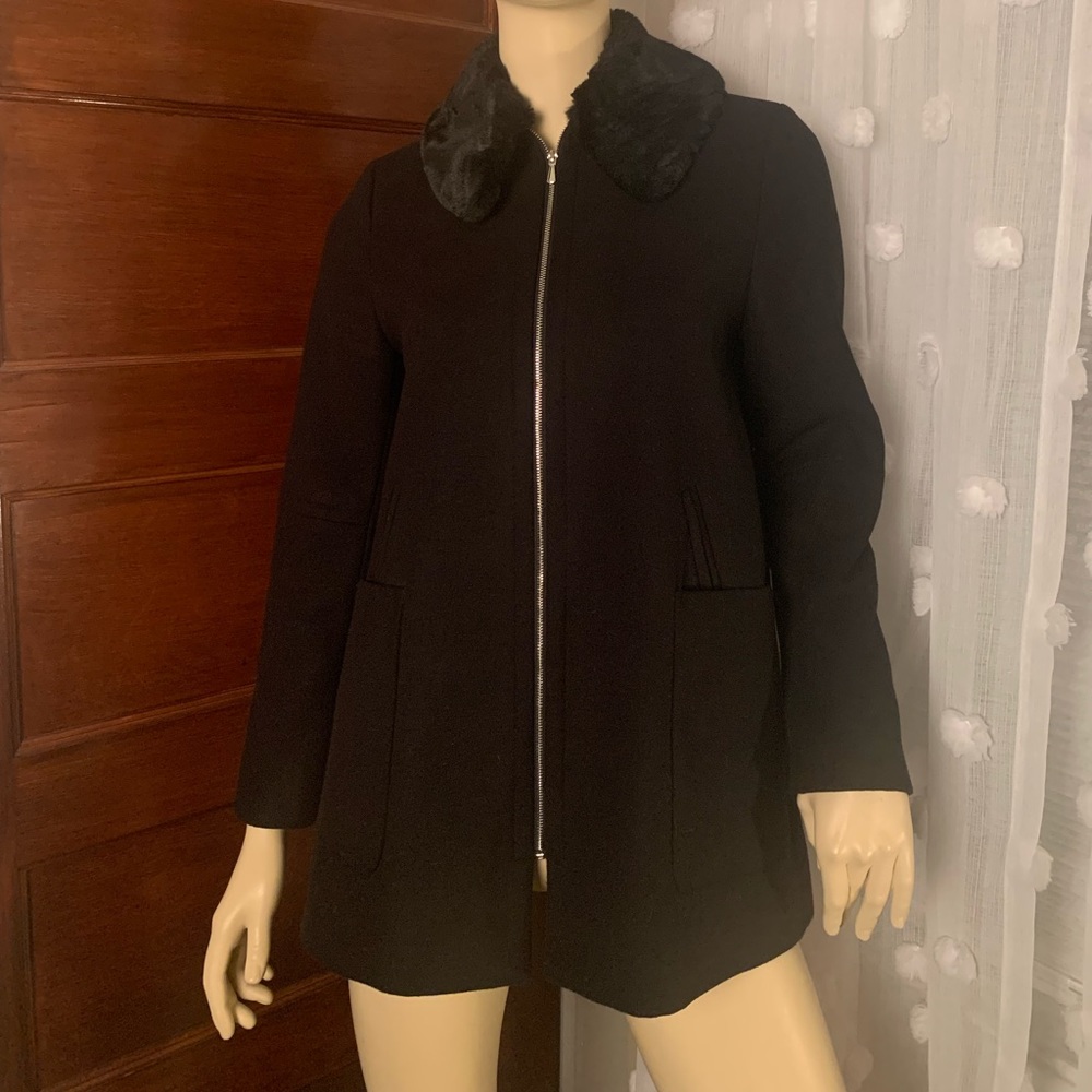Primark Black Pea coat with faux fur collar, size 6